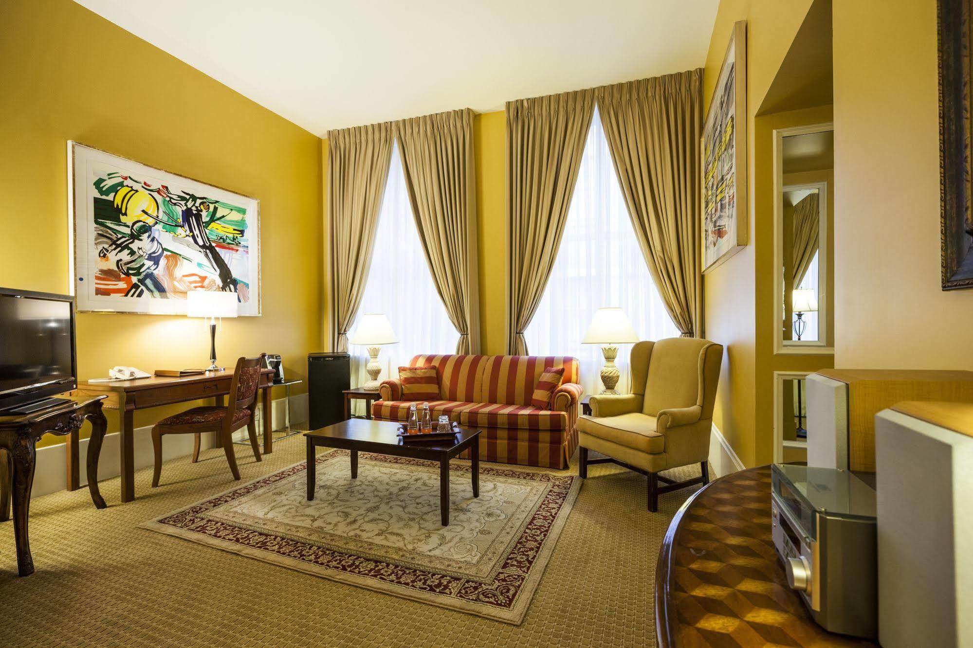 Lhotel Montreal Luaran gambar